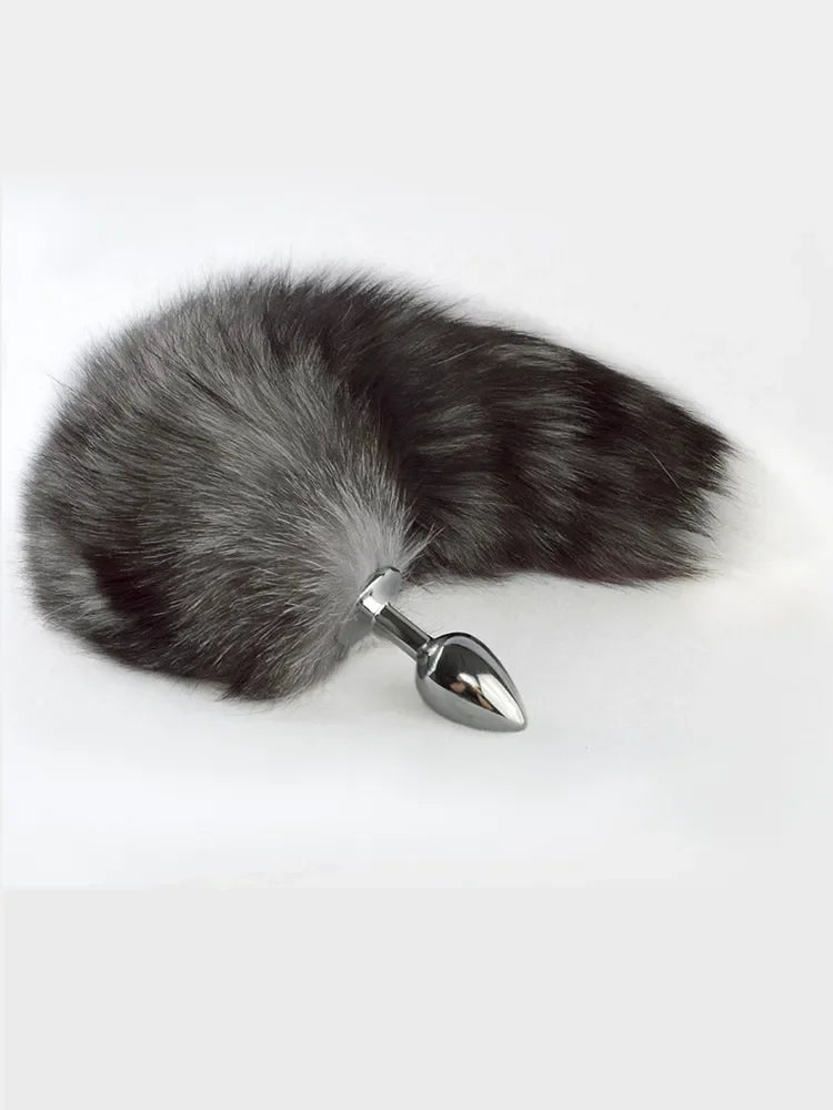 Fox Tail Metal and Silicone Butt Plug – image 1