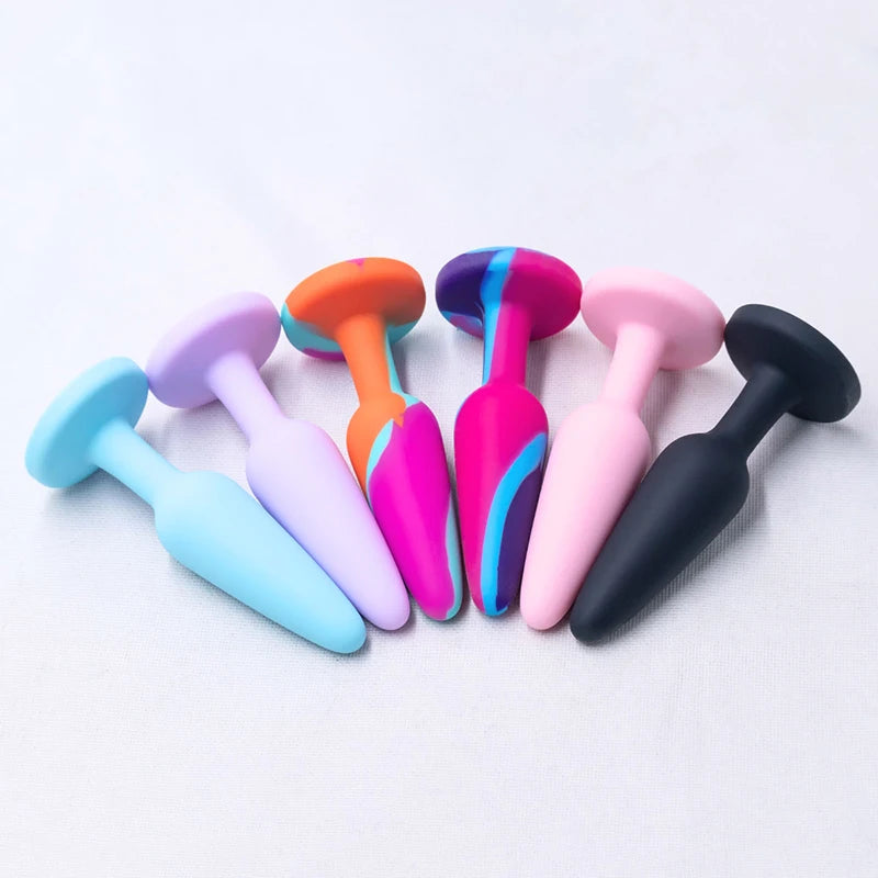 Silicone Anal Plug with Crystal Base – image 4